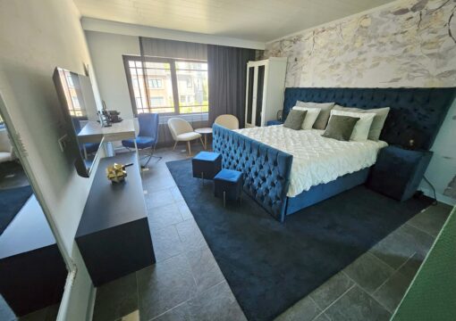 Noto – Deluxe Room