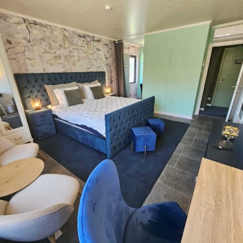 Noto – Deluxe Room